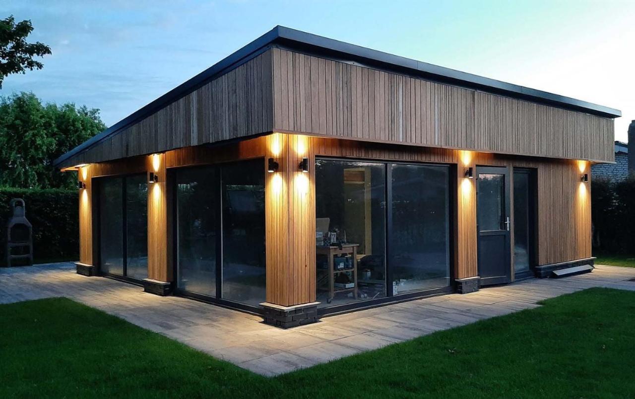Luxe Recreatie Bungalow No 10 Scherpenisse Buitenkant foto